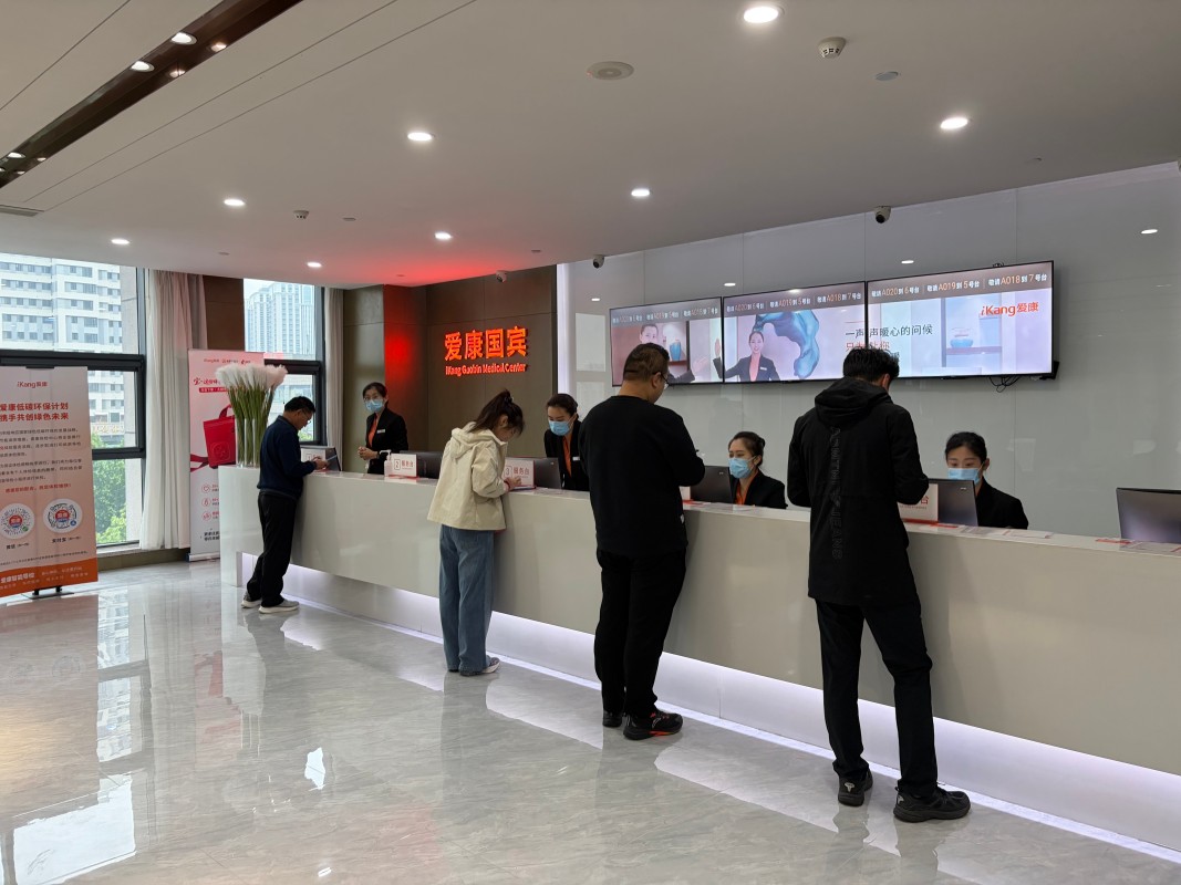 Yantai Double Plastic Industry organizuje fyzické vyšetrenie zamestnancov a aktivity budovania tímu